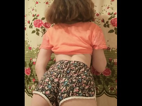 ❤️ Секси млада мадама сваля шортите си пред камерата. ❤ Ебане видео в bg.sexarxiv.ru ☑
