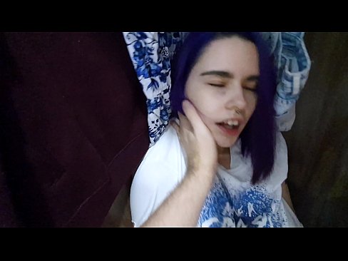 ❤️ Намерих сестра си в гардероба и й помогнах да свърши ❤ Ебане видео в bg.sexarxiv.ru ☑